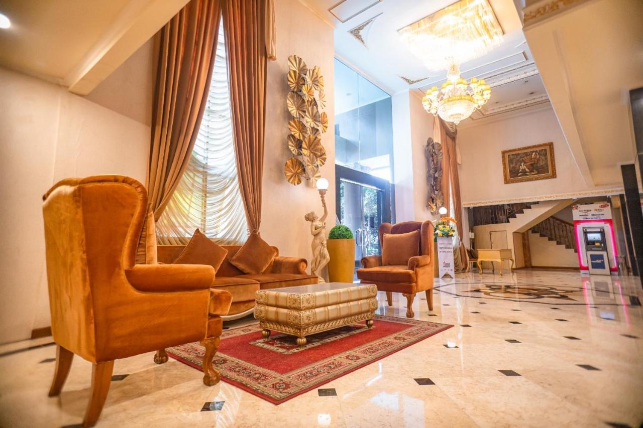 Olympic Hotel Jakarta Luaran gambar