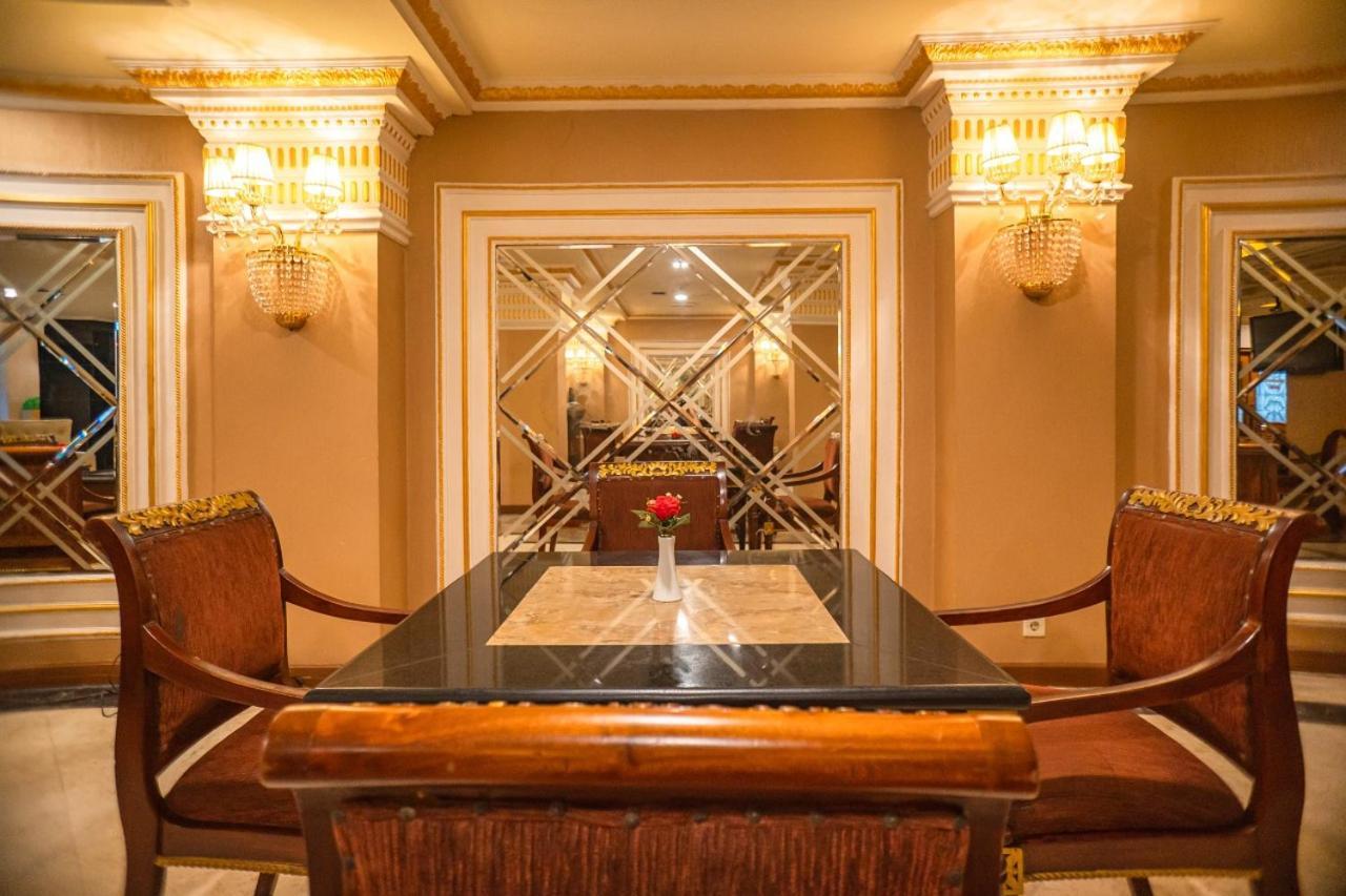 Olympic Hotel Jakarta Luaran gambar