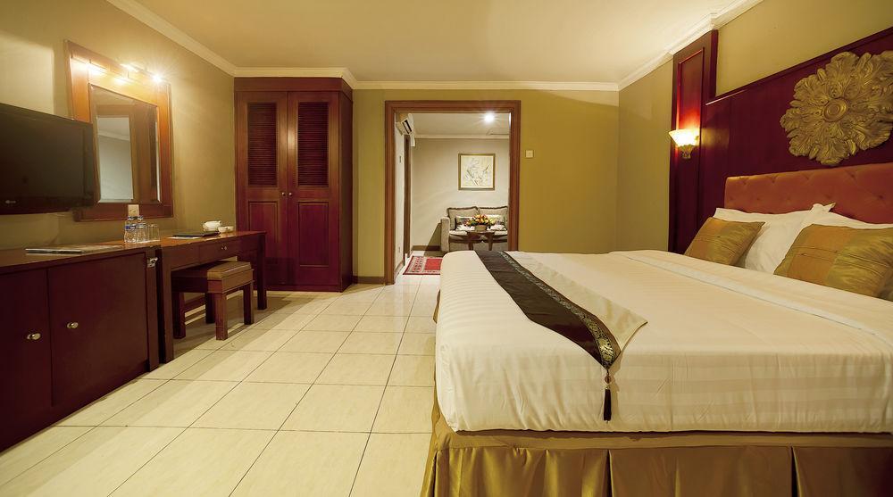 Olympic Hotel Jakarta Luaran gambar