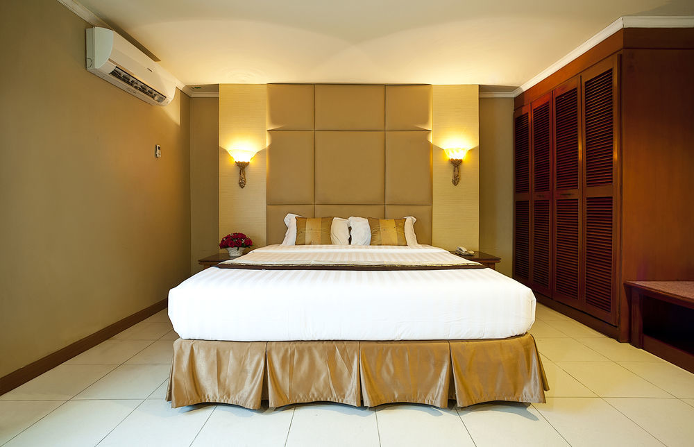 Olympic Hotel Jakarta Luaran gambar